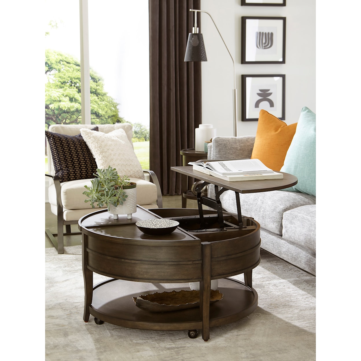 Aspenhome Blakely Round Cocktail Table