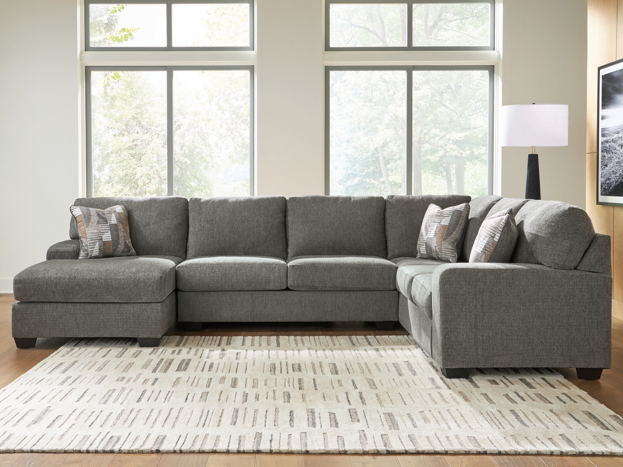 Sectional With Chaise