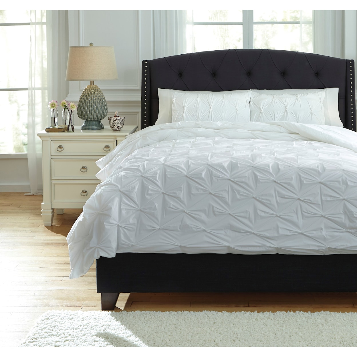 Signature Design by Ashley Furniture Bedding Sets Queen Rimy White Comforter Set