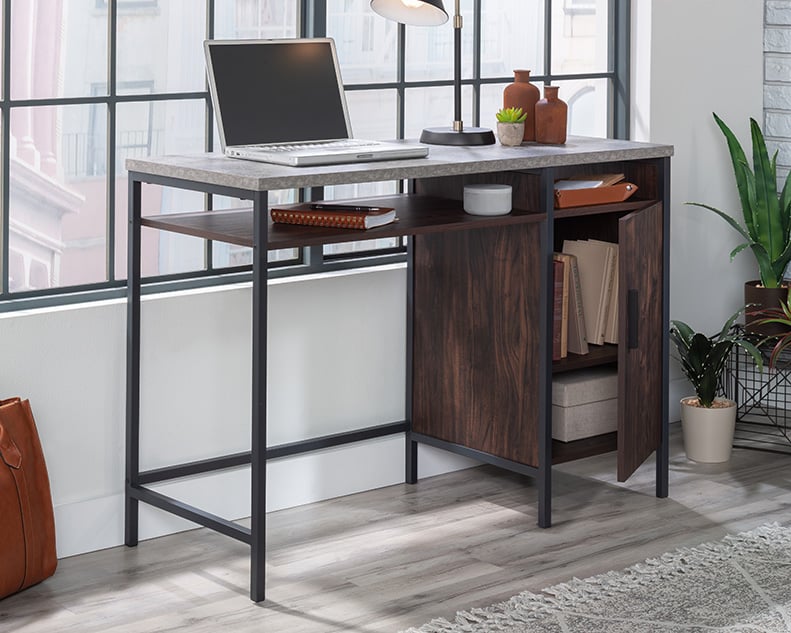 Single Pedestal Desk