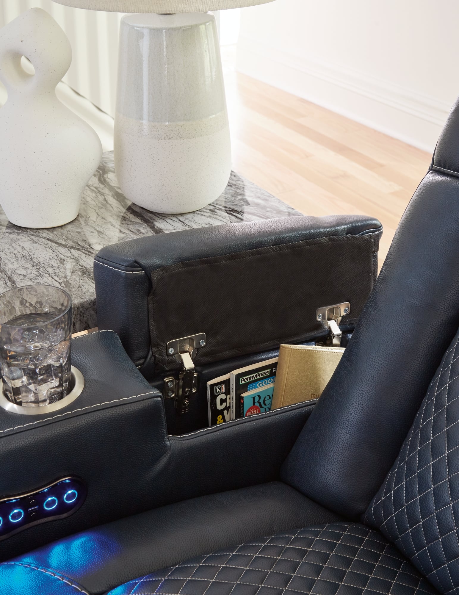 Signature Design by Ashley Fyne-Dyme Power Recliner