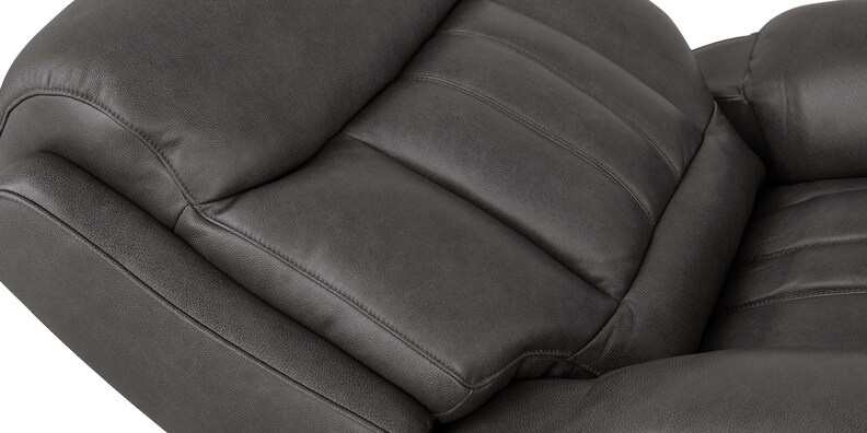 Bassett Club Level - Benson Benson Leather Zero Gravity Power Recliner