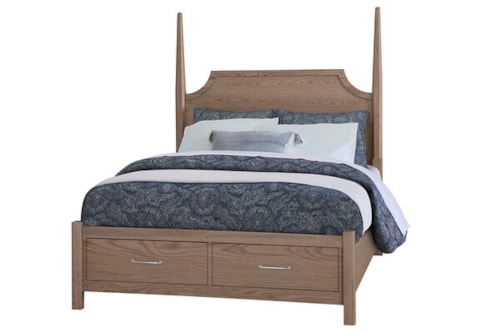 Transitional Queen Pencil Poster Bed with Footboard Storage