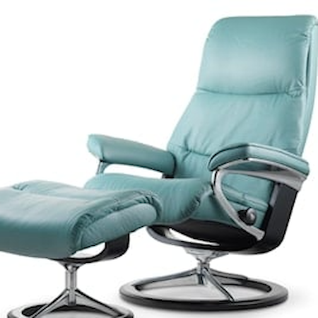 Small Reclining Chair with Signature Base
