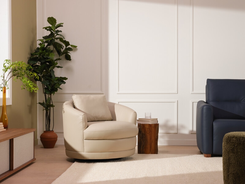 Kingsley Swivel Glider