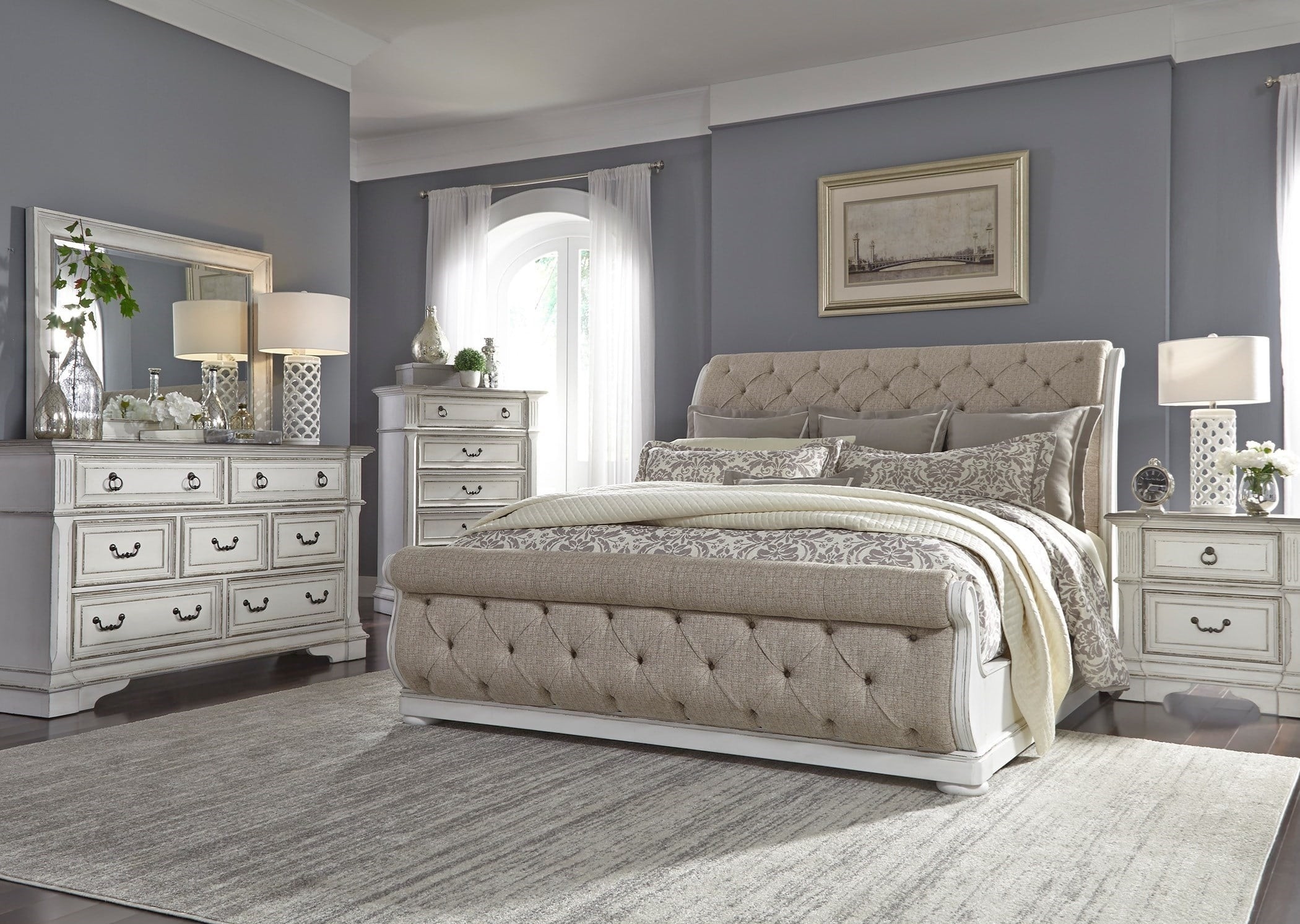 5-Piece Upholstered Queen Sleigh Bedroom Set