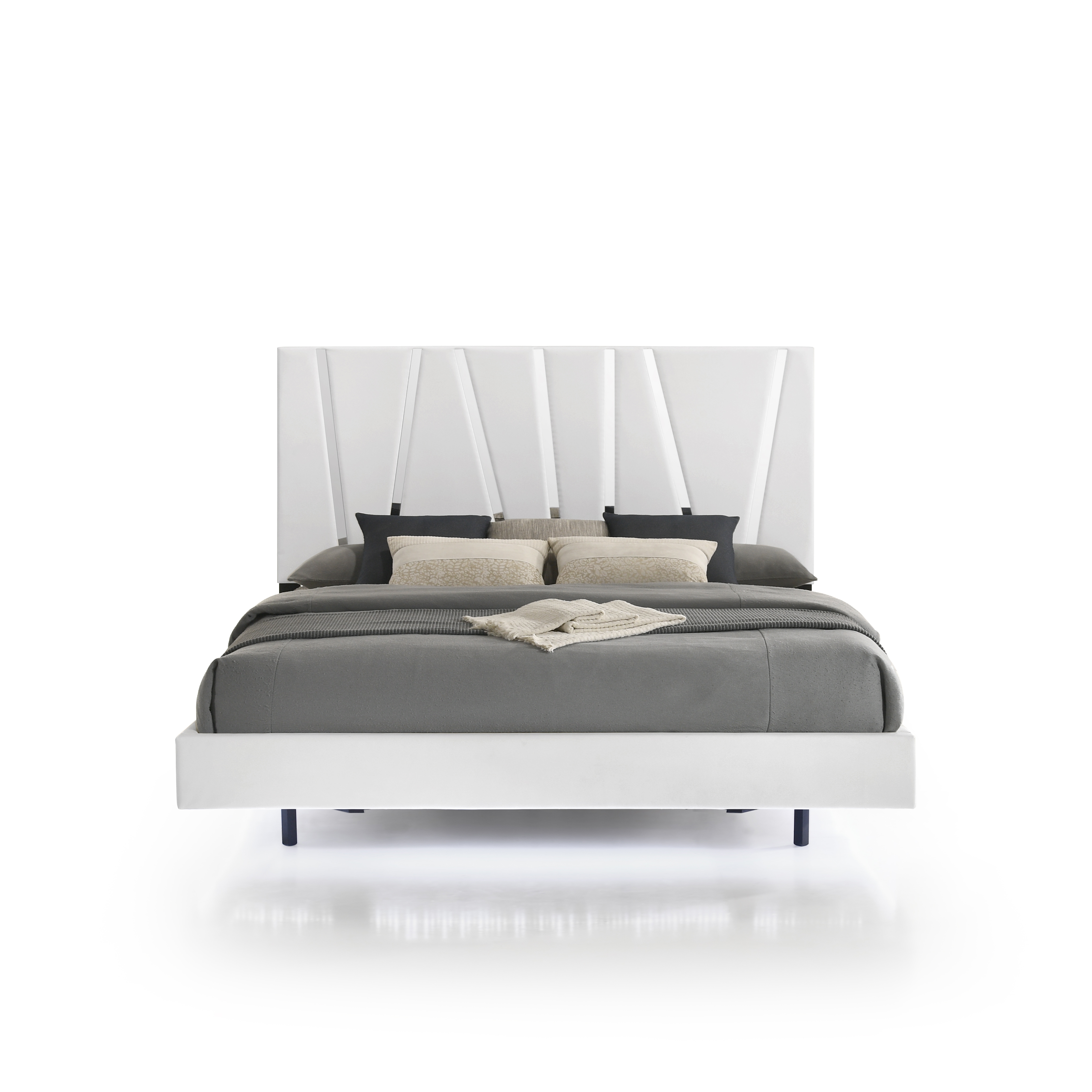 New Classic Europa Queen Panel Bed