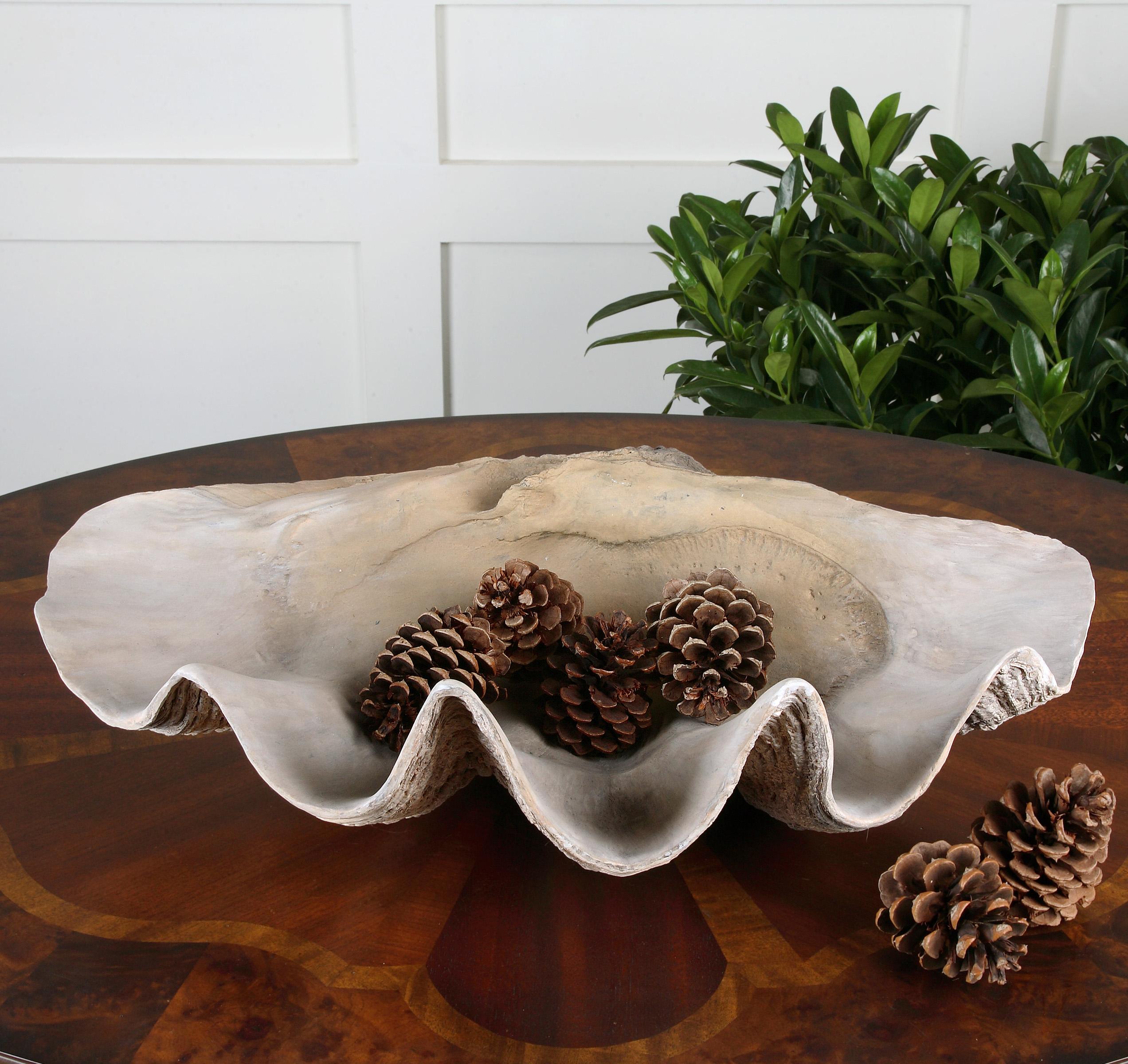 Clam Shell Bowl