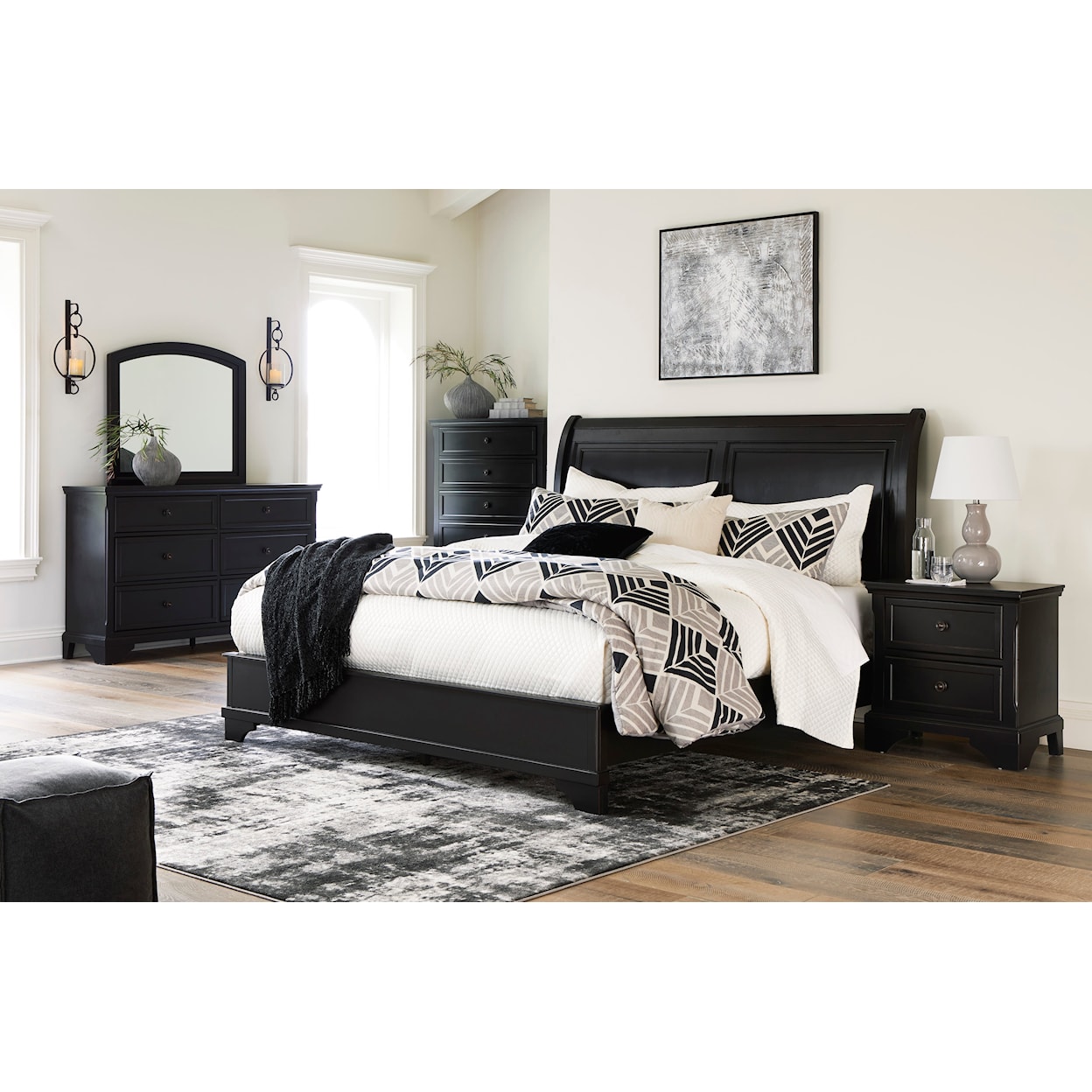 Signature Design by Ashley Chylanta King Sleigh Bed