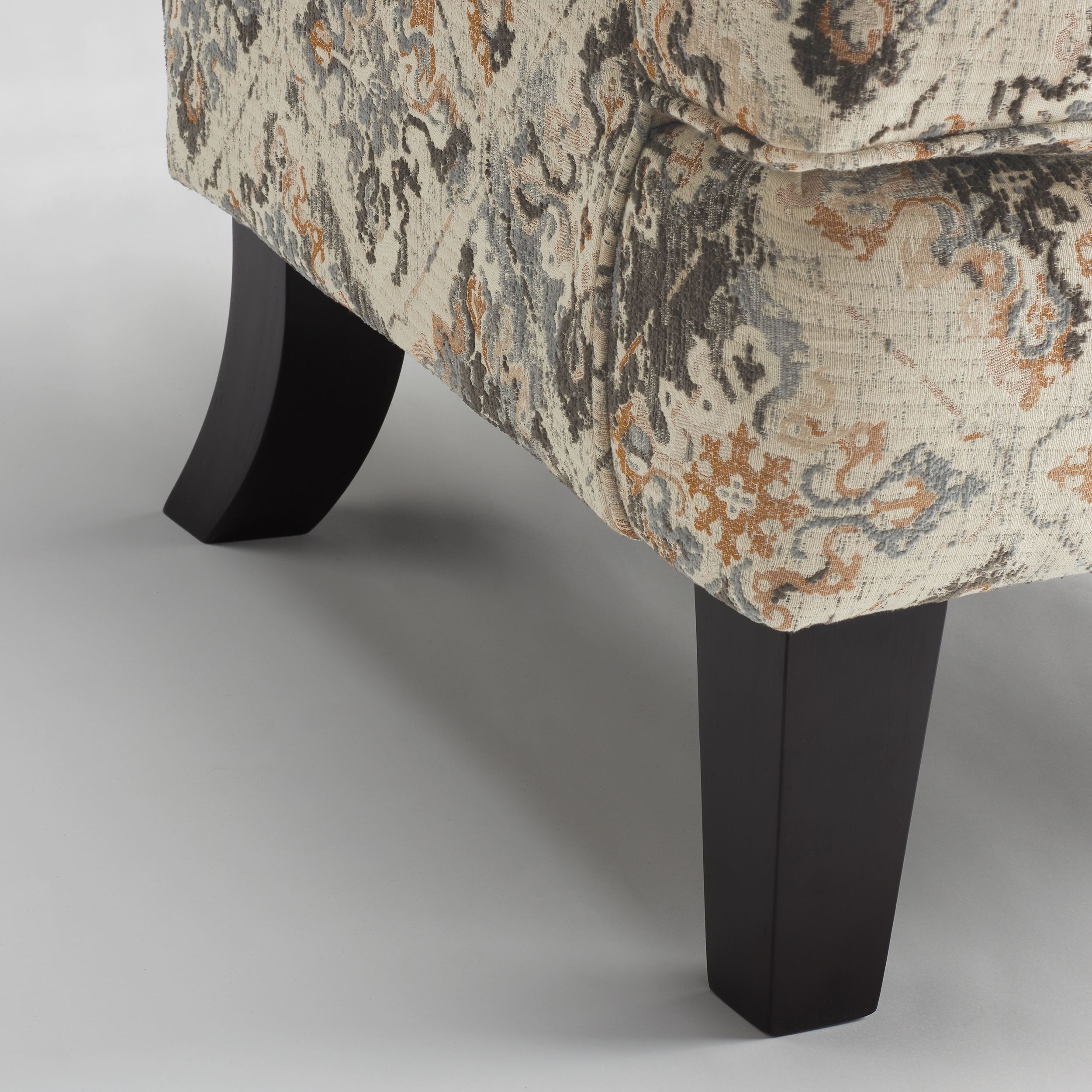 Best Home Furnishings Andrea Wing Chair