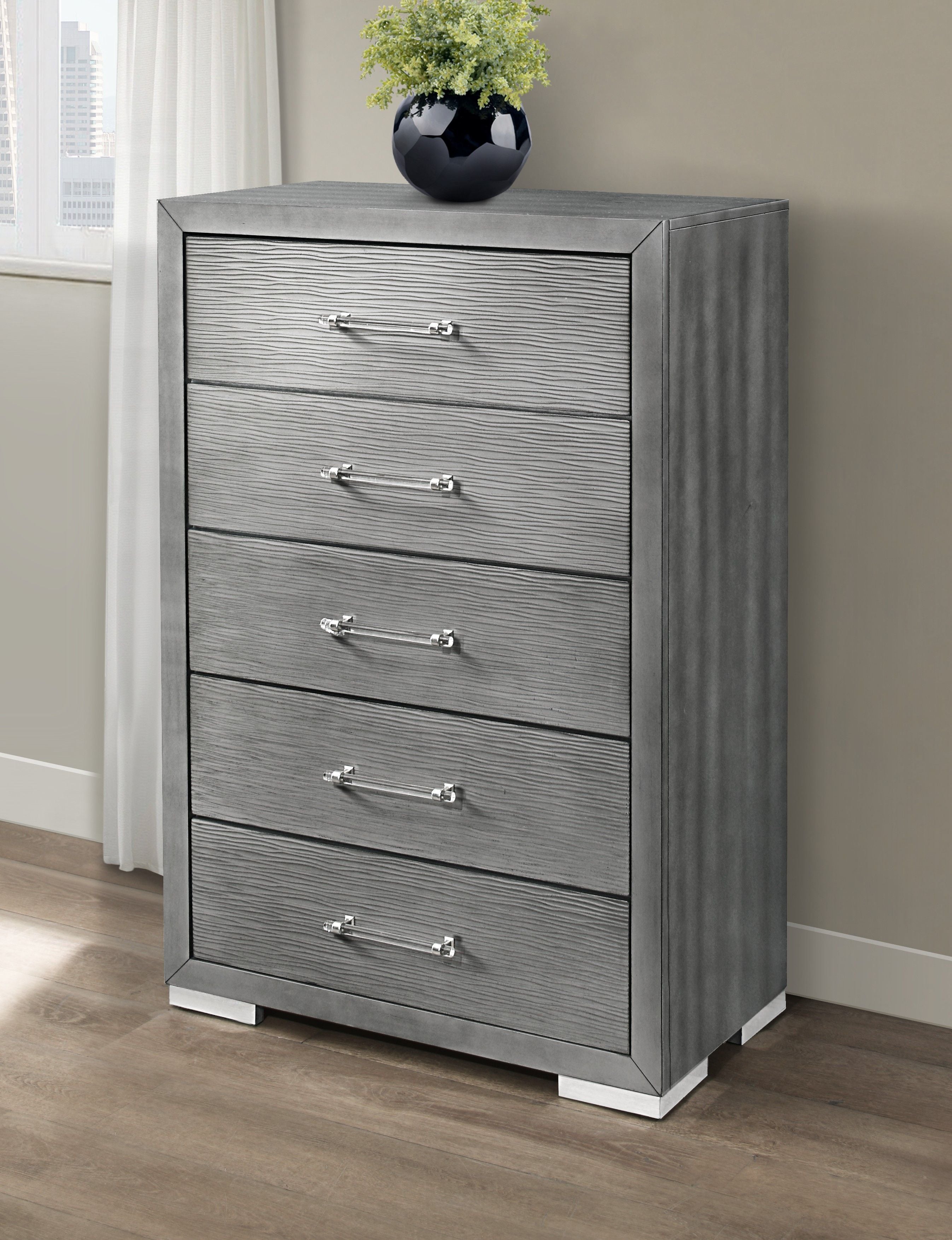 Global Furniture Tiffany 2051 Contemporary Silver 5Drawer Bedroom