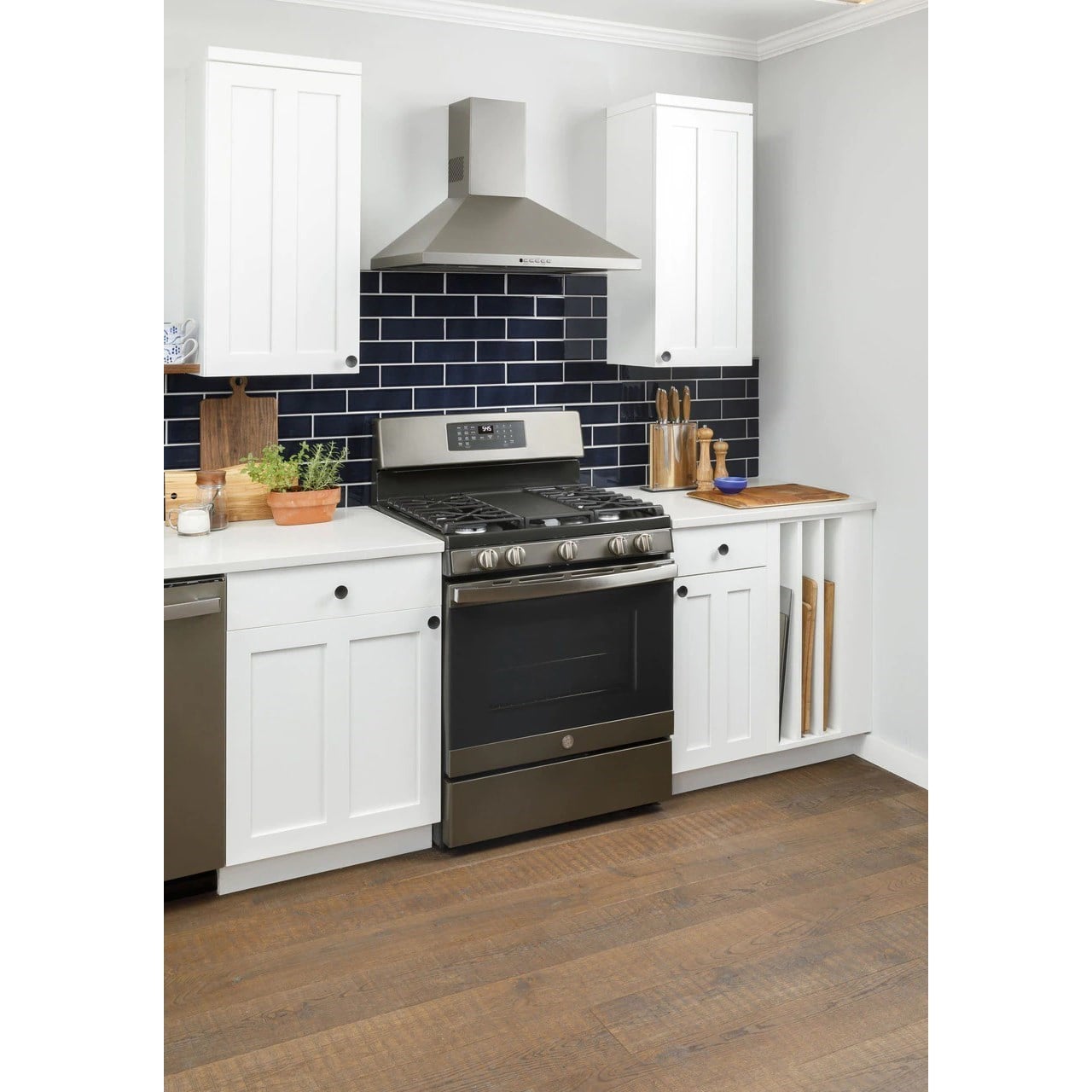 GE Appliances Gas Ranges 30" Free Standing Gas Range