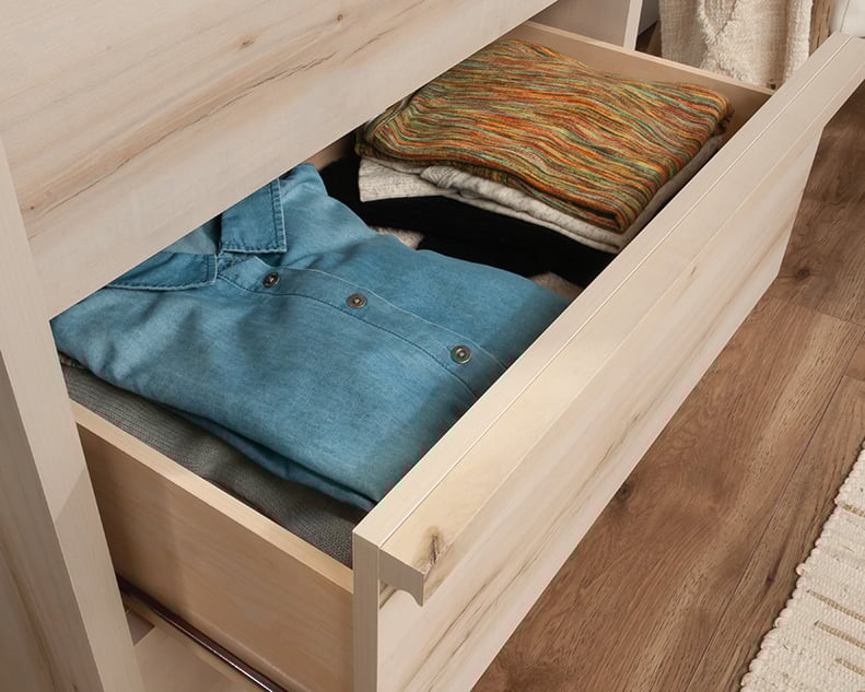 Sauder HARVEY PARK Harvey Park 4-Drawer Chest