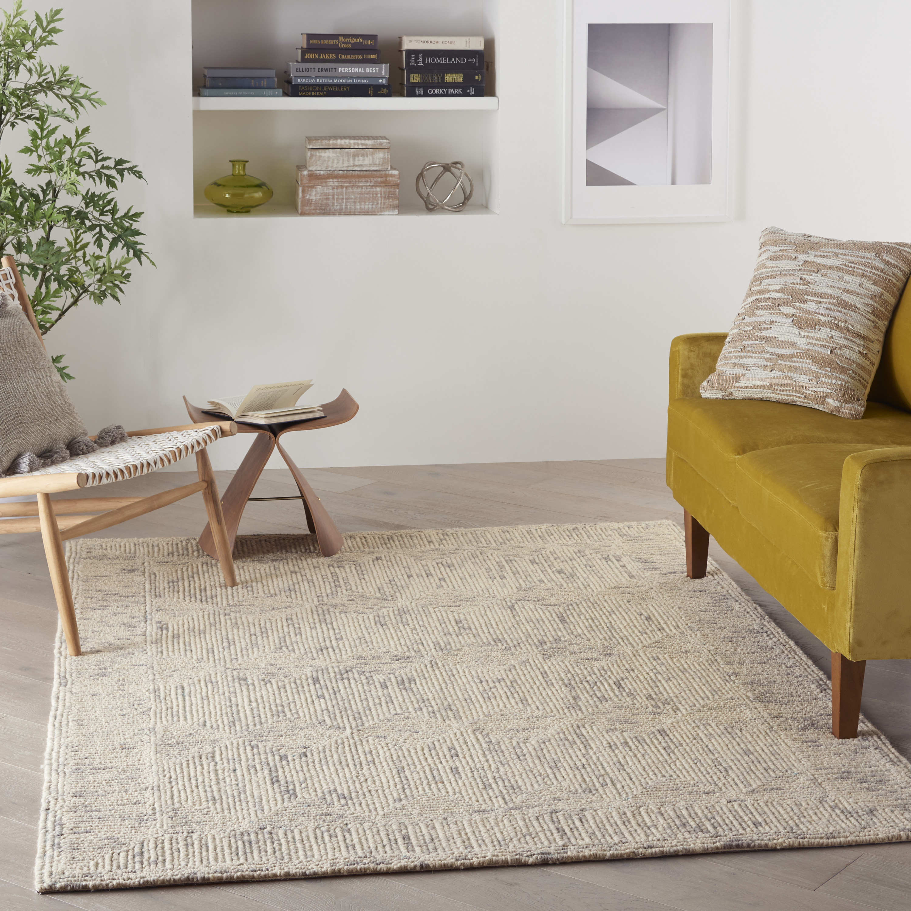 5'3" x 7'3"  Rug