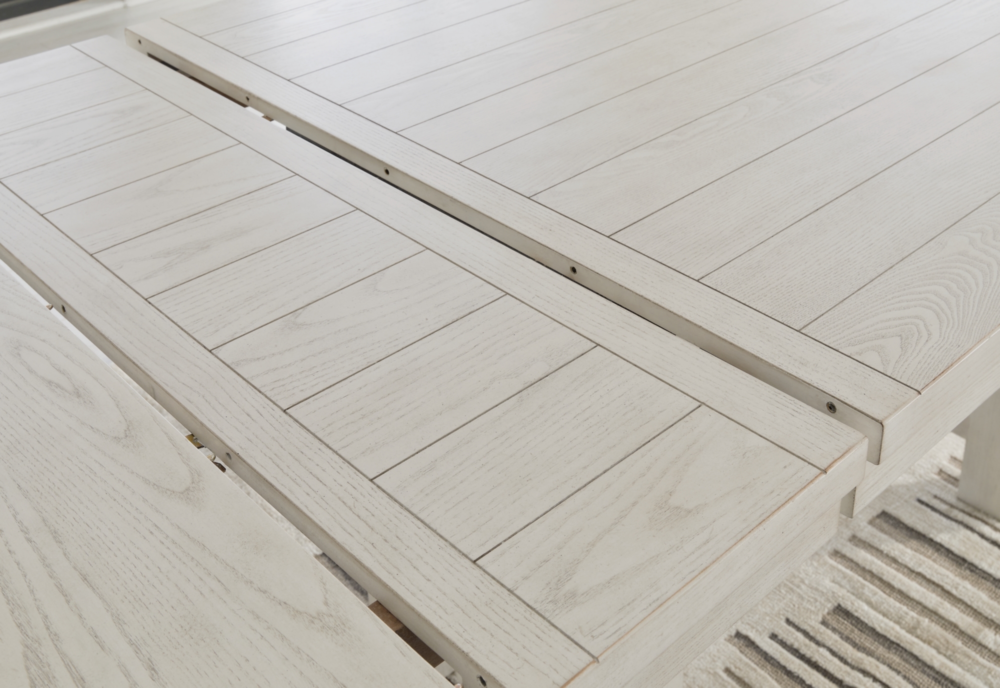 Signature Design by Ashley Robbinsdale Dining Room Set