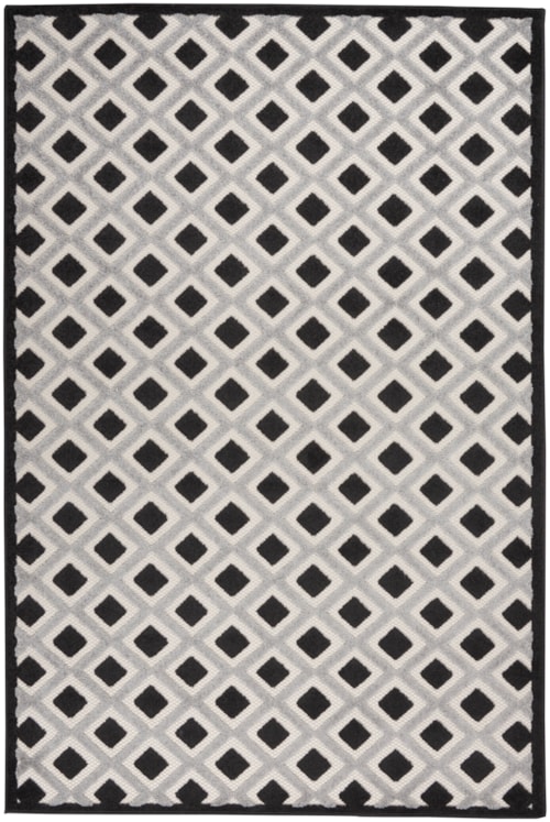 5'3" x 7'5" Black White Rectangle Rug