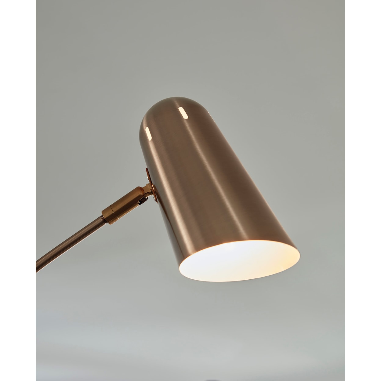 Signature Design by Ashley Lamps - Contemporary Colldale Arc Lamp