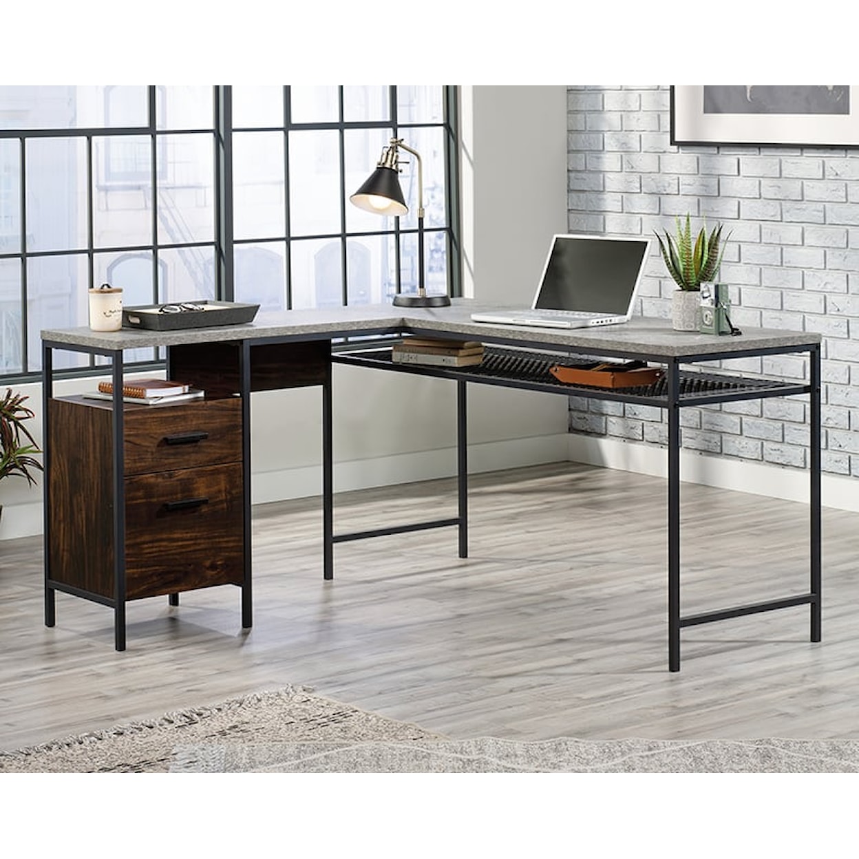 Sauder Market Commons Desk