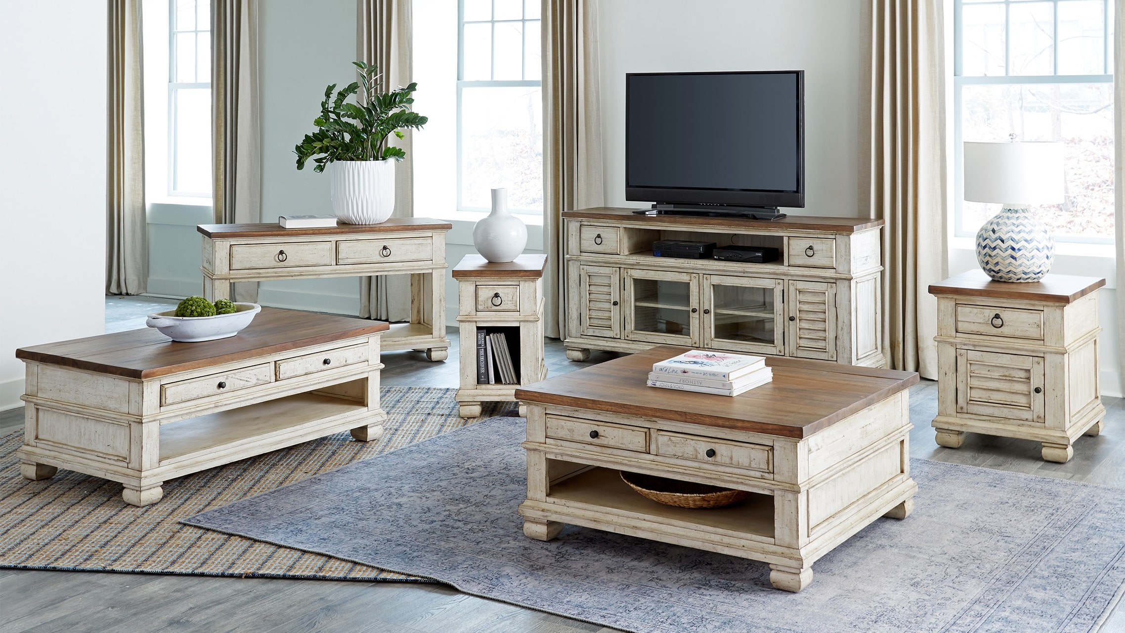 2-Drawer Coffee Table