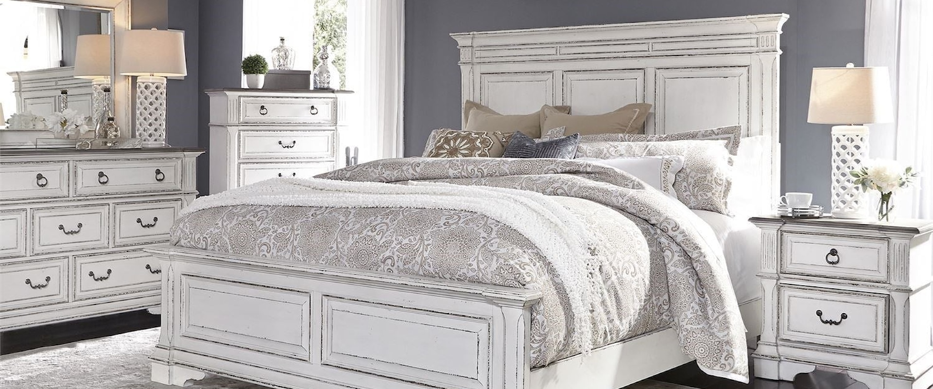 5-Piece Traditional Queen Panel Bedroom Set