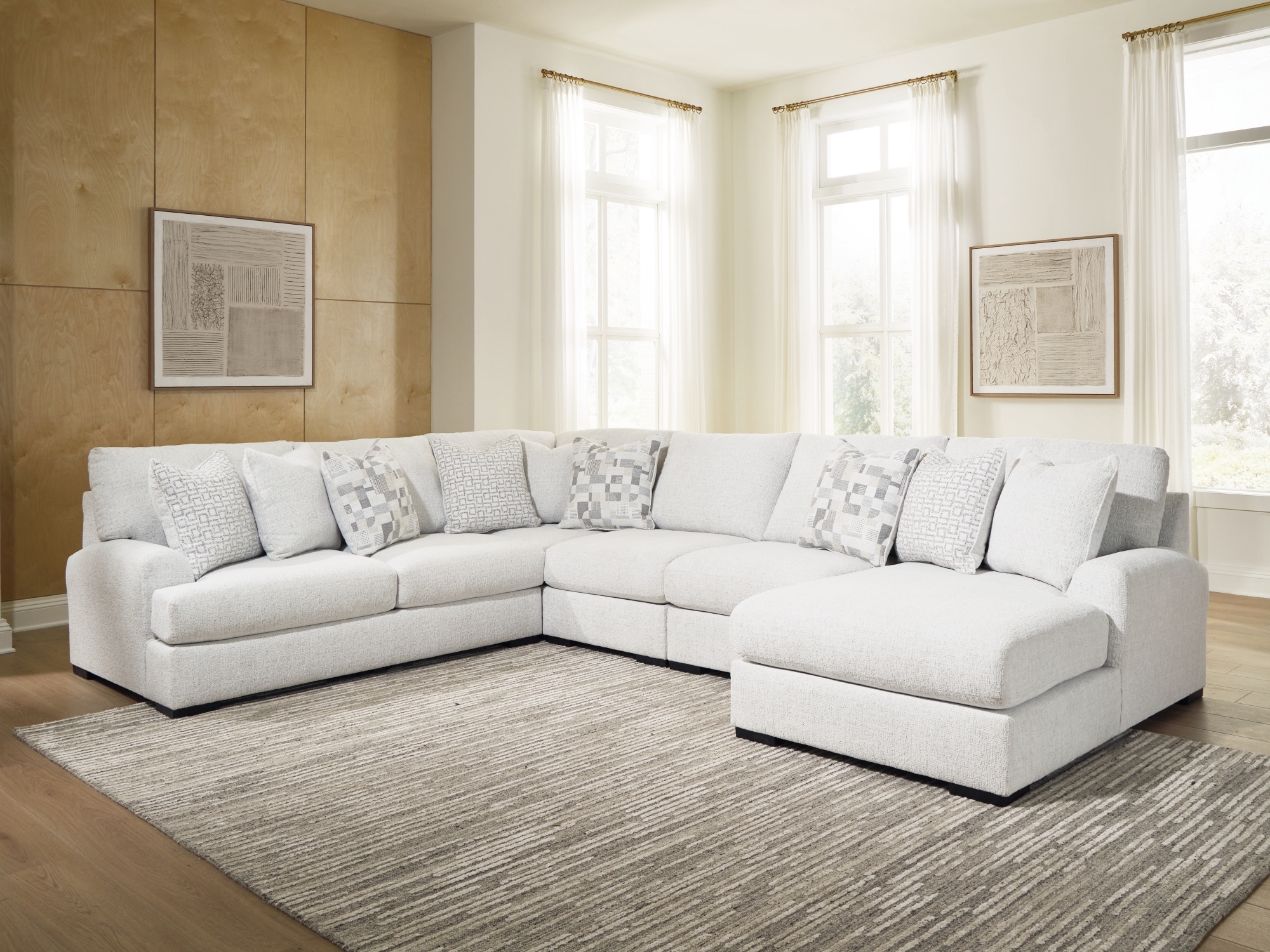 Signature Design by Ashley Misty-Lakes 5-Piece Sectional With Chaise