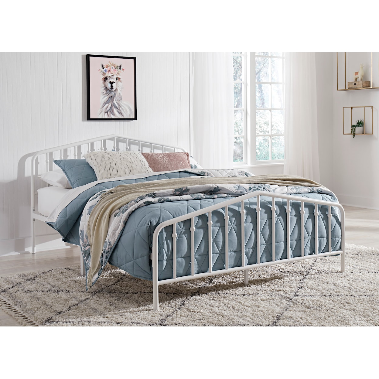 Benchcraft Trentlore Queen Metal Bed