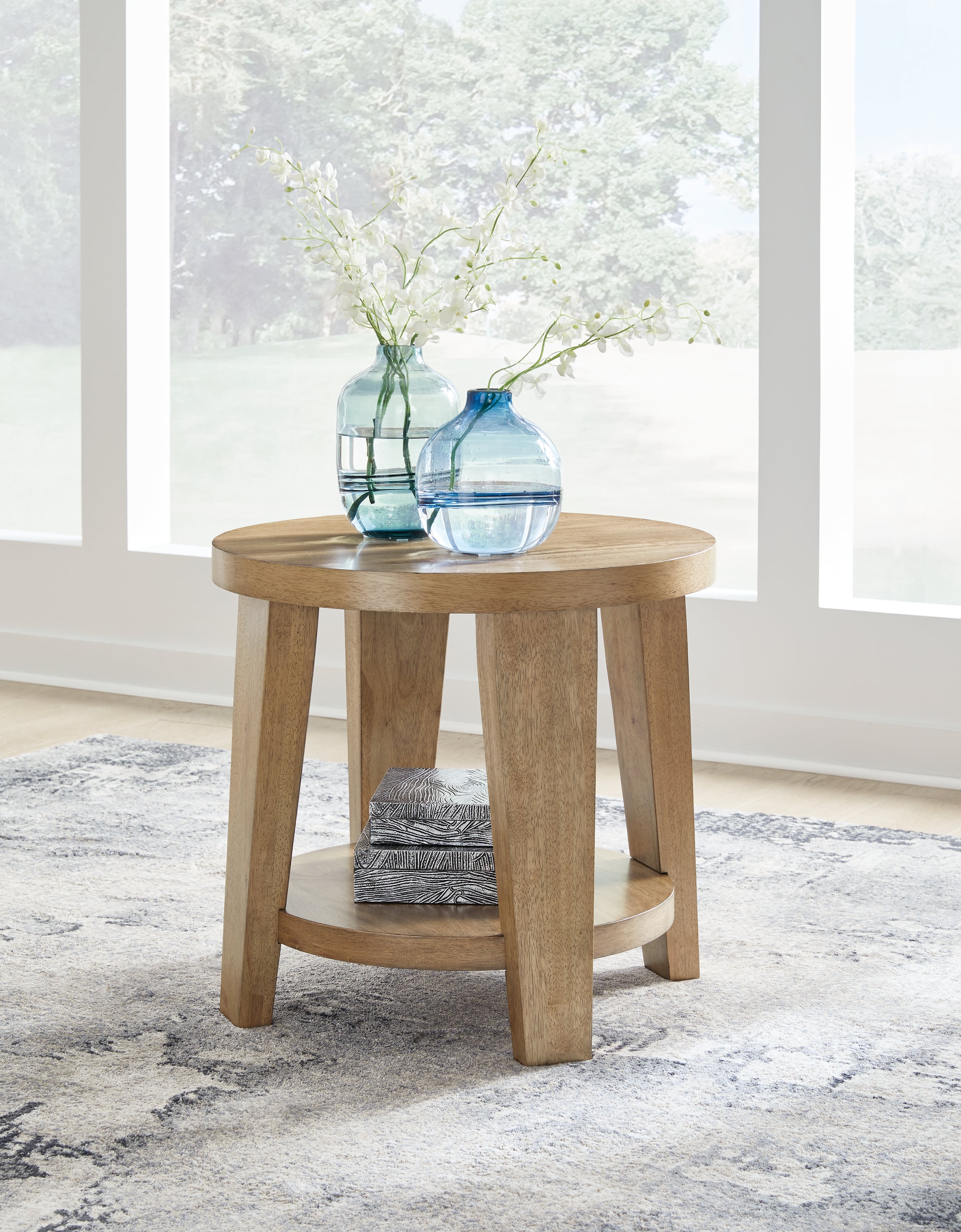 Signature Design by Ashley Kristiland Round End Table