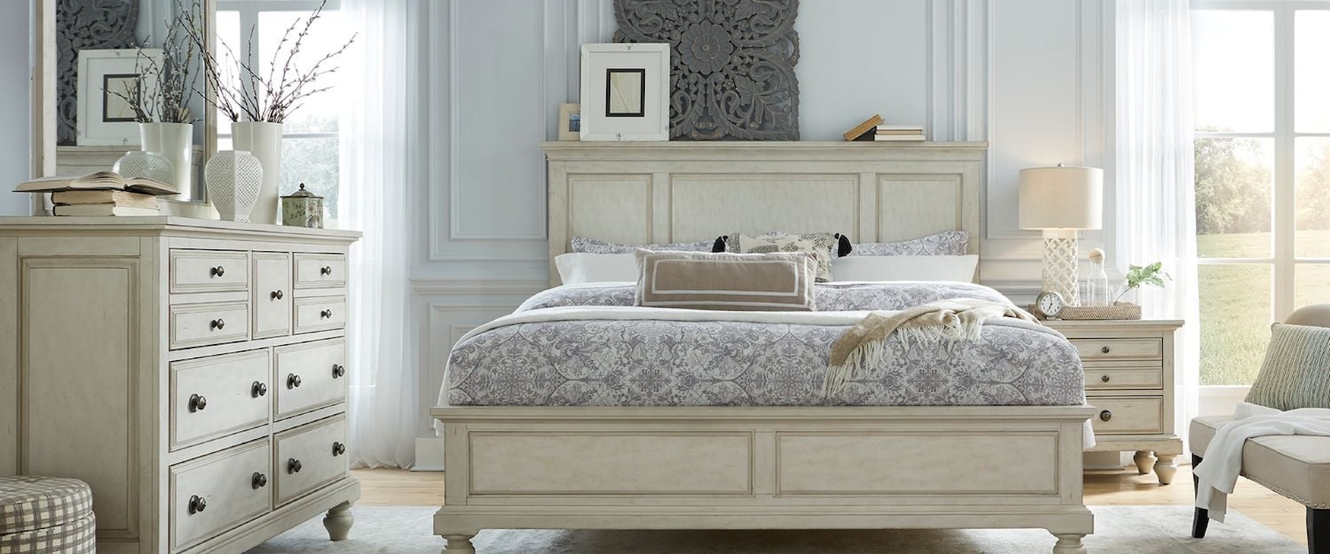 Transitional Queen Panel Bedroom Set