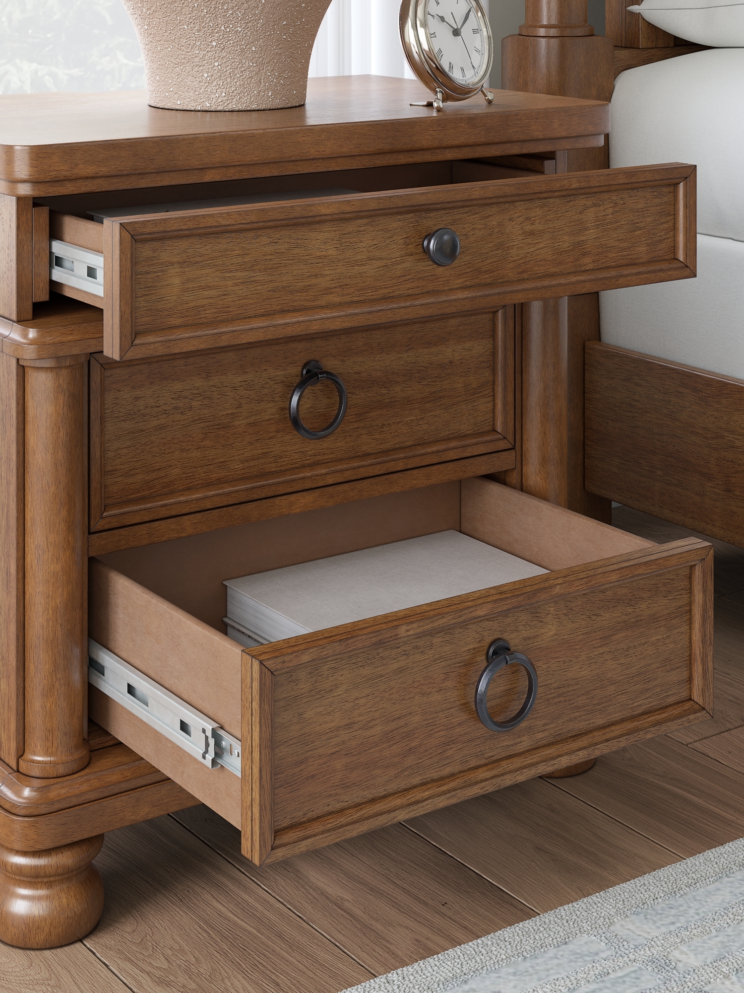 Signature Design by Ashley Rowlenstown 3-Drawer Nightstand