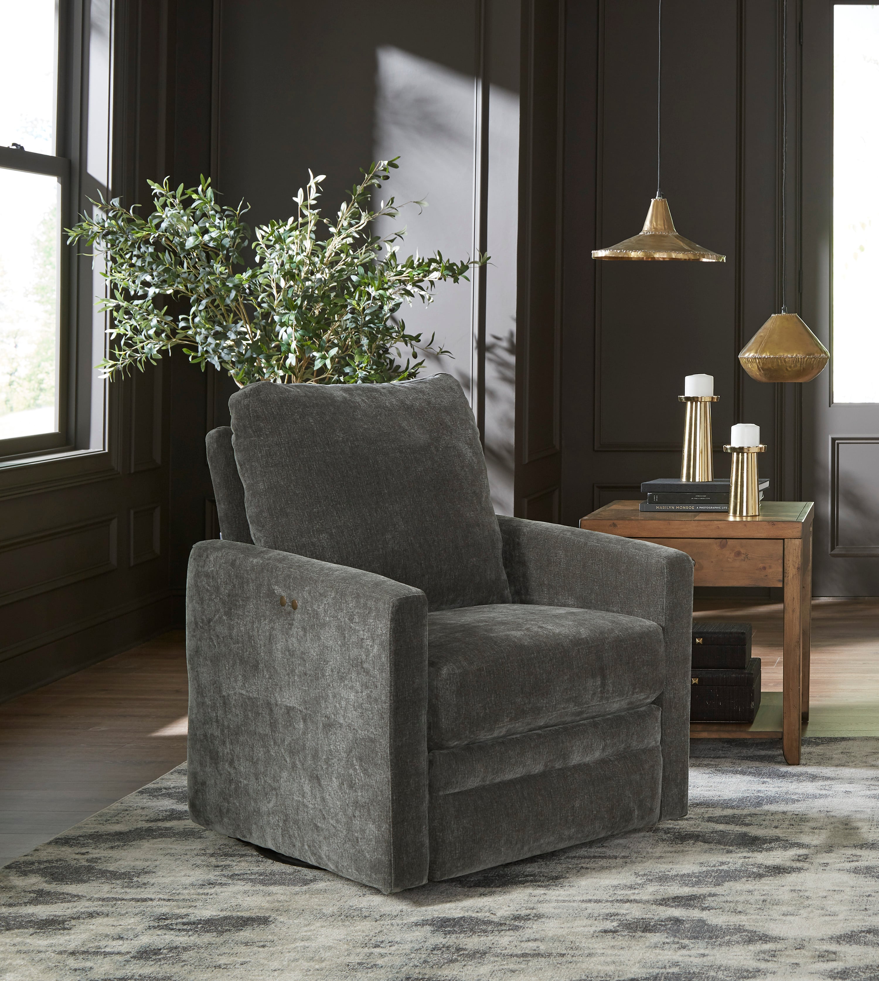 Best Home Furnishings Giana Power Swivel Recliner