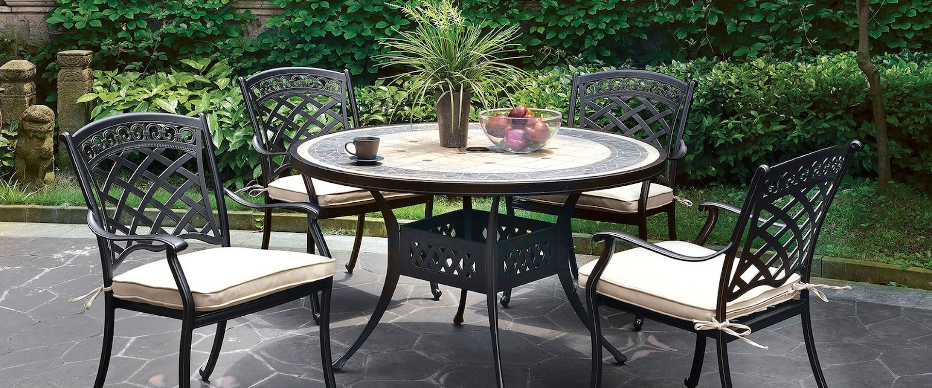 Transitional Round Table + 4 Arm Chairs
