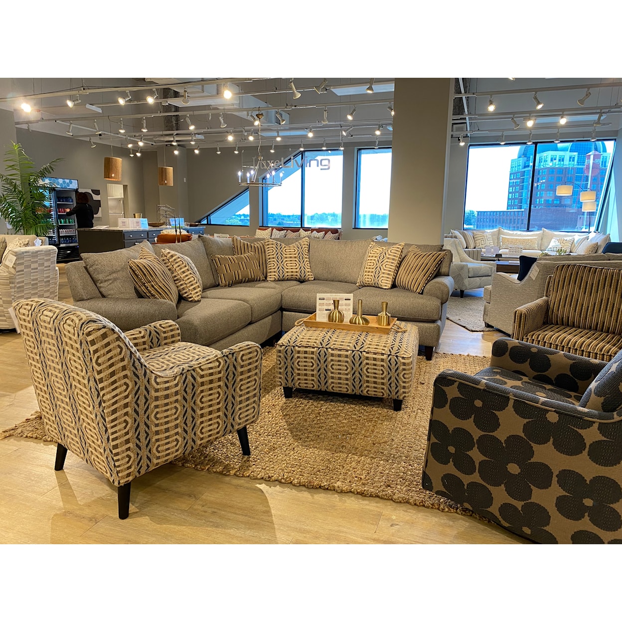Fusion Furniture 7000 SILVERSMITH COFFEE Swivel Glider Chair