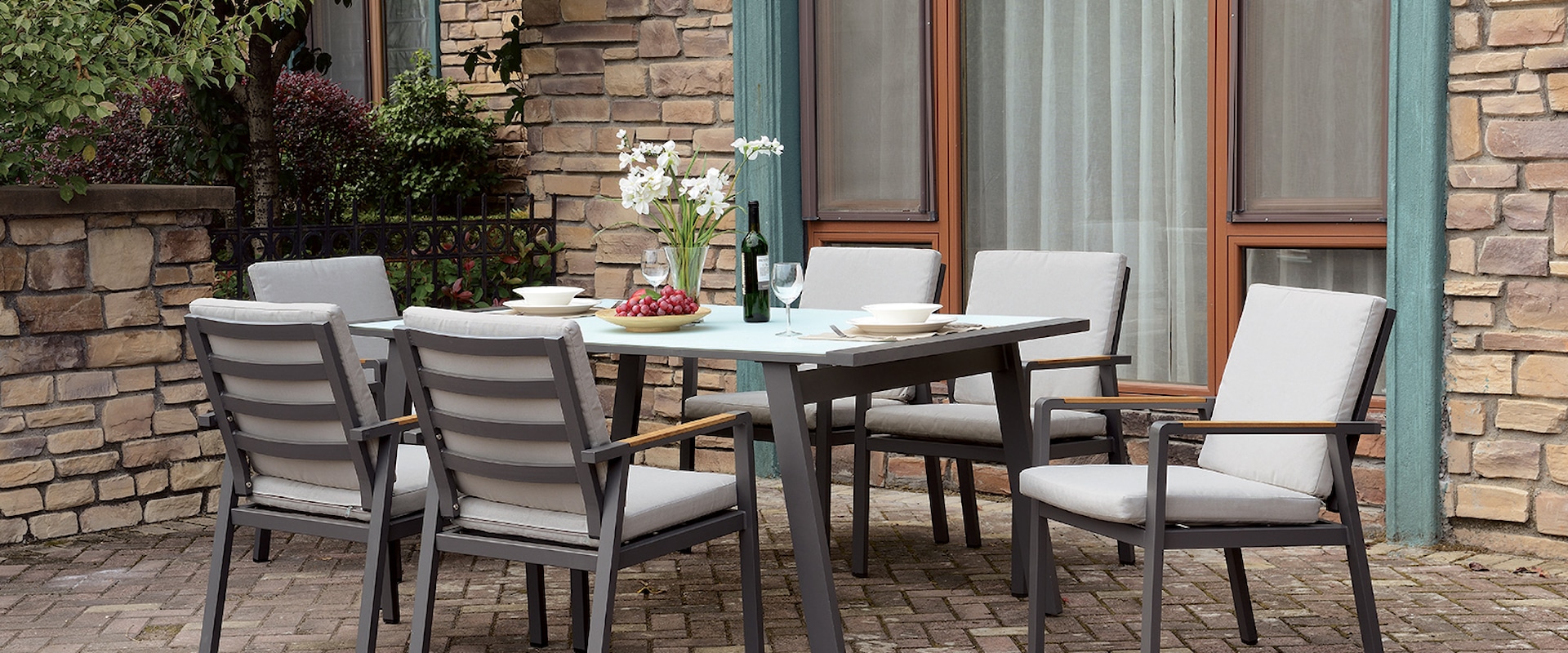 Transitional 7-Piece Patio Set