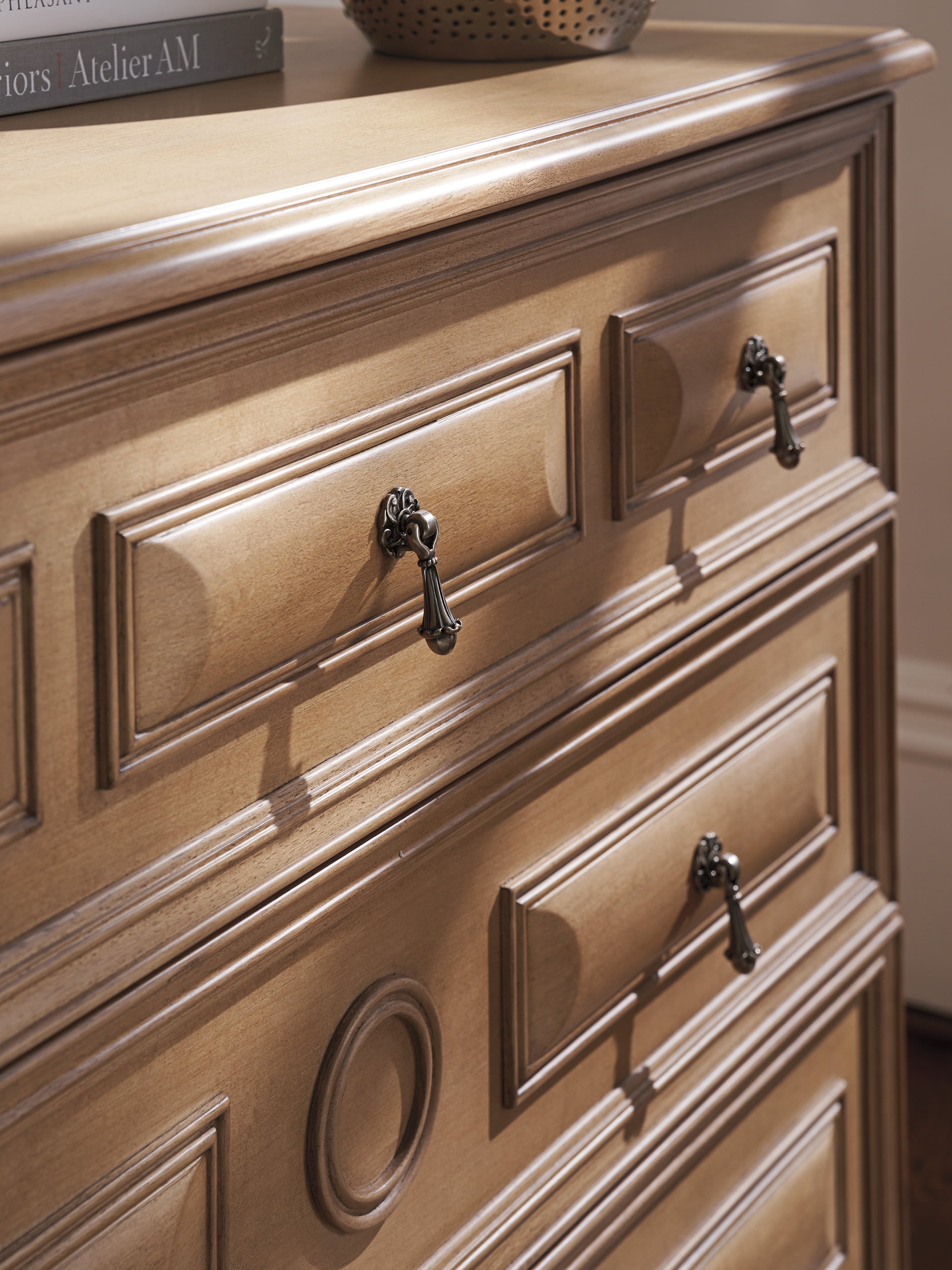 Barclay Butera Villa Blanca Cannes Single Dresser