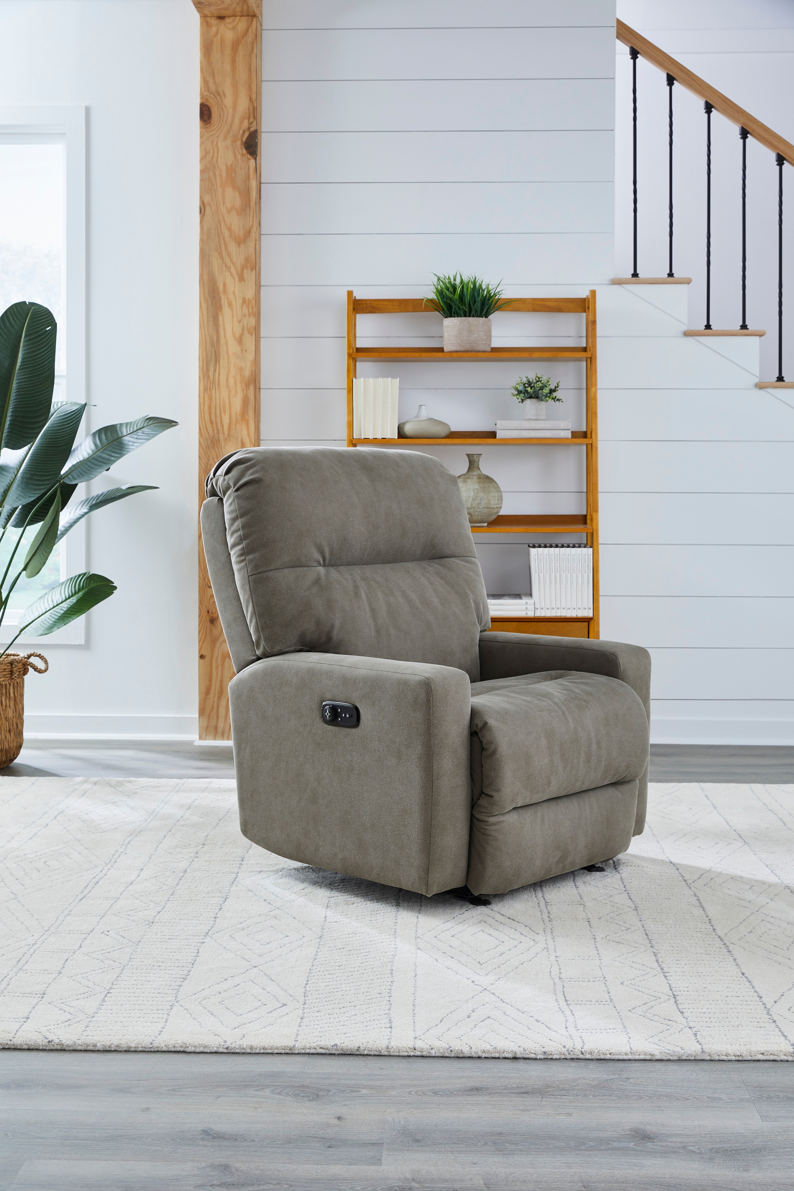 Best Home Furnishings Kenley Wall-Saving Power Recliner