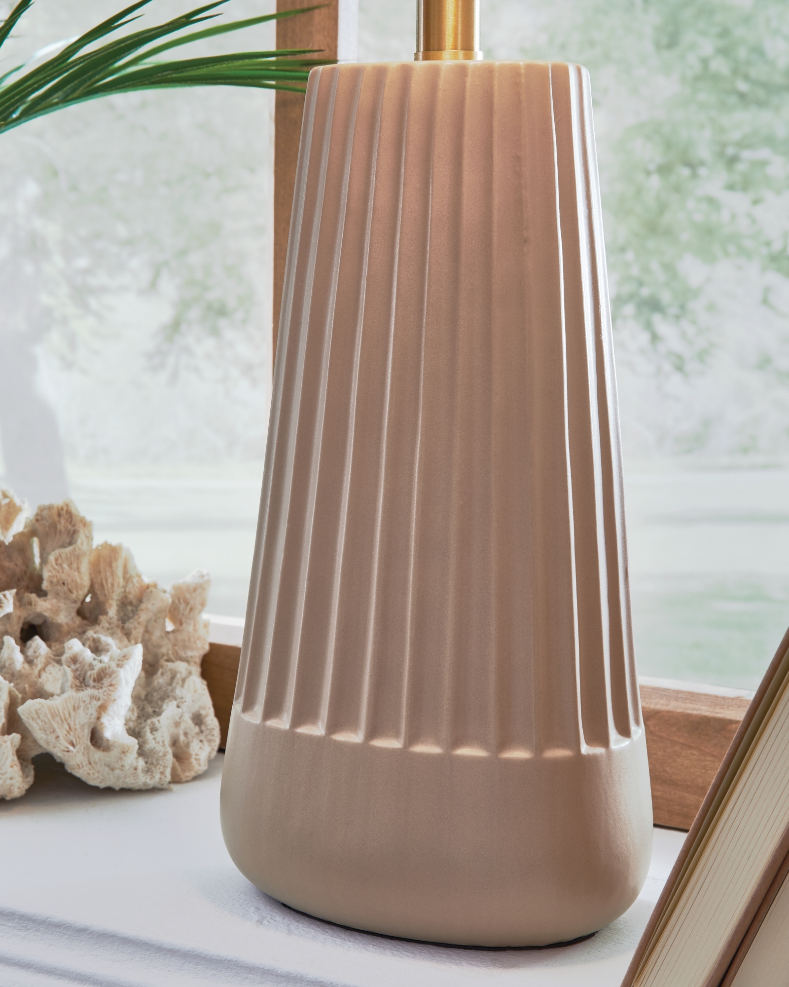 Ceramic Table Lamp