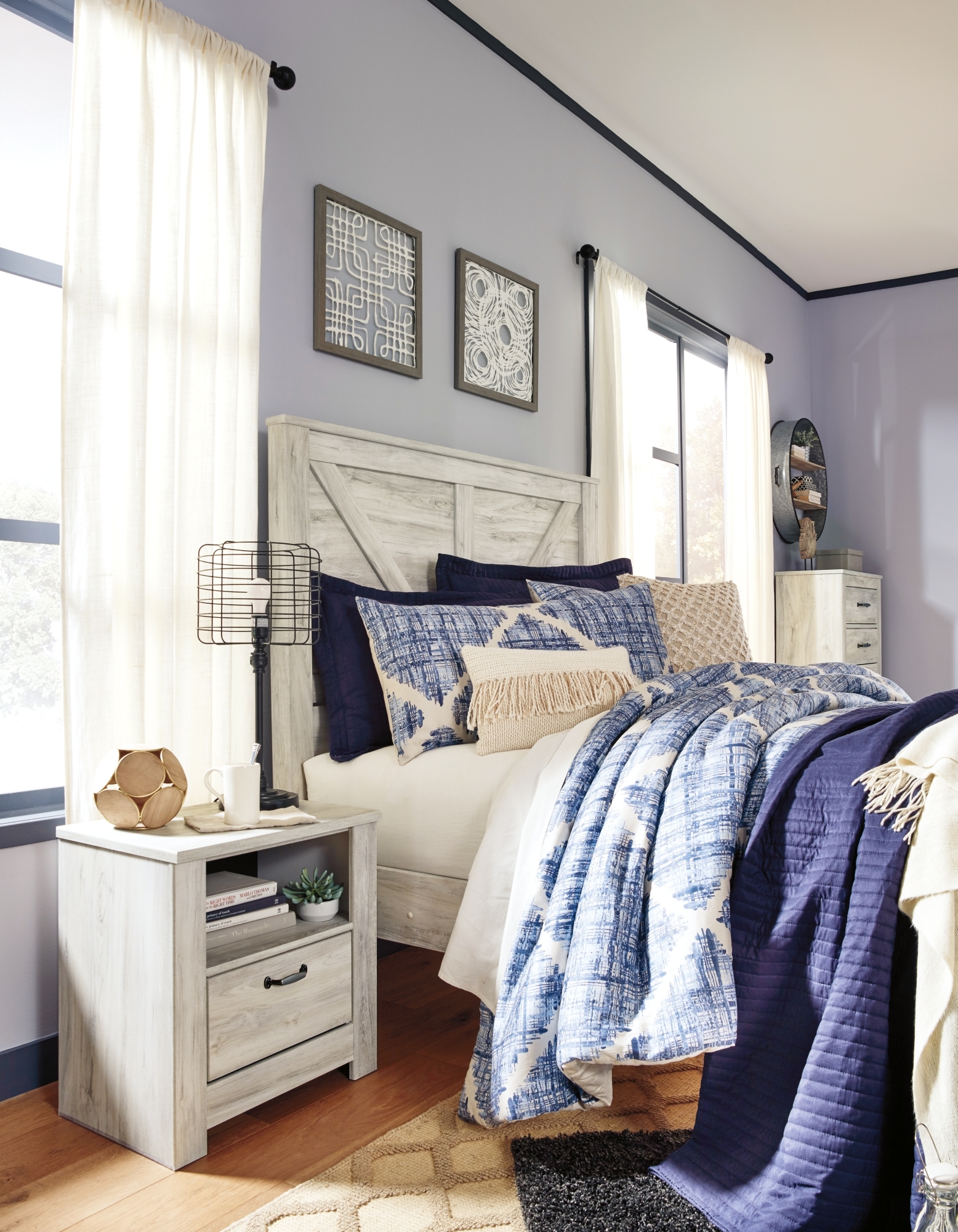 Queen Crossbuck Panel Bed