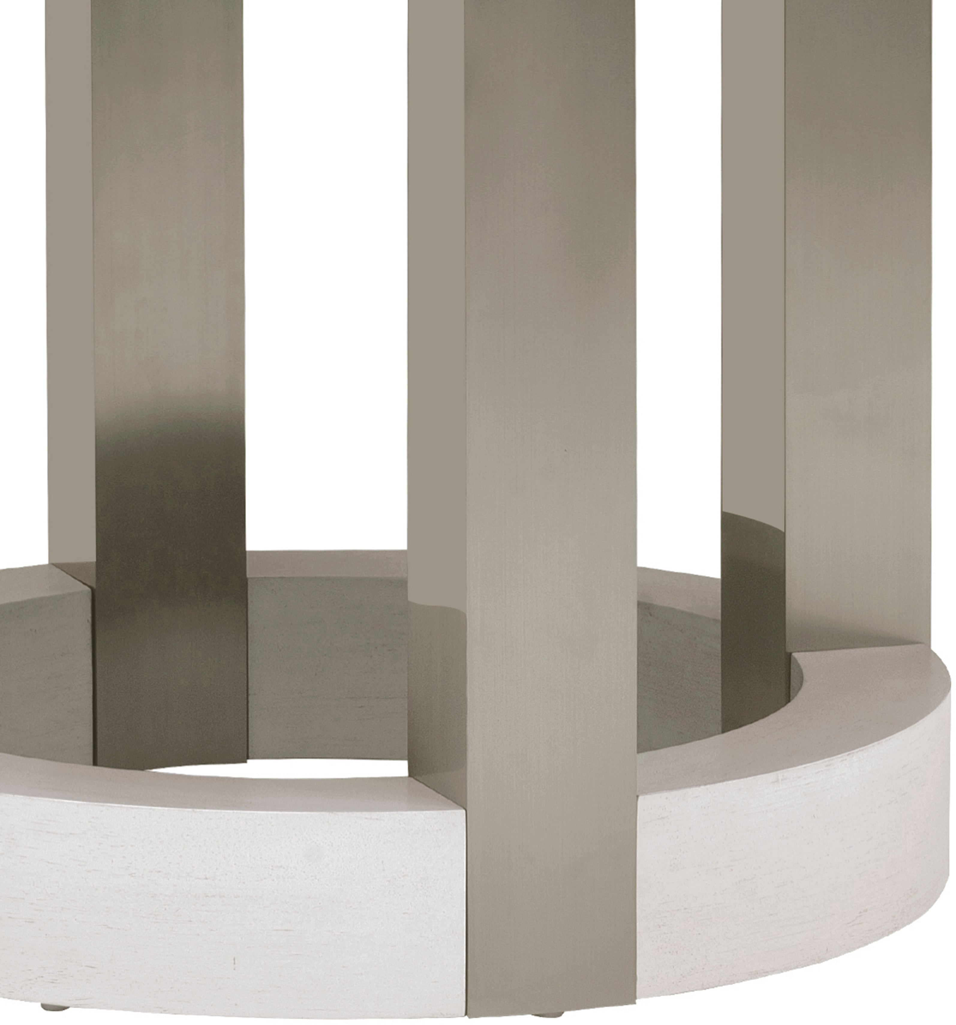 Pulaski Furniture Brighton Round Dining Table