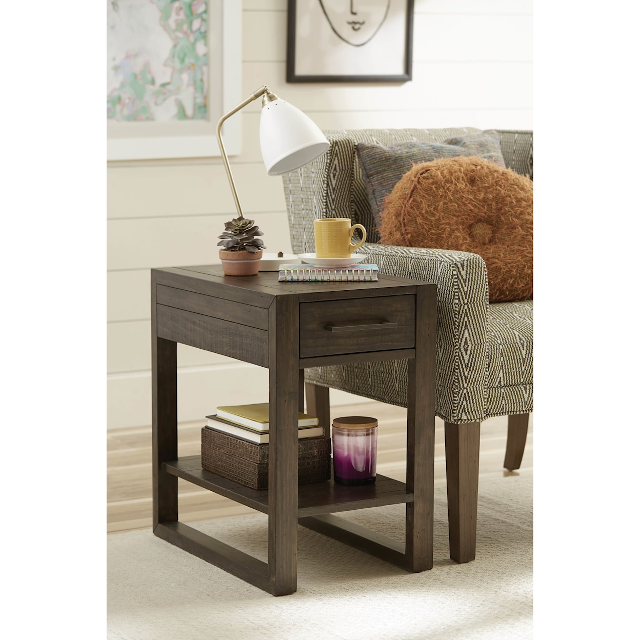 Hammary Portman Chairside Table