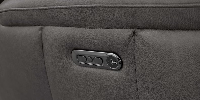 Bassett Club Level - Benson Benson Leather Power Reclining Loveseat