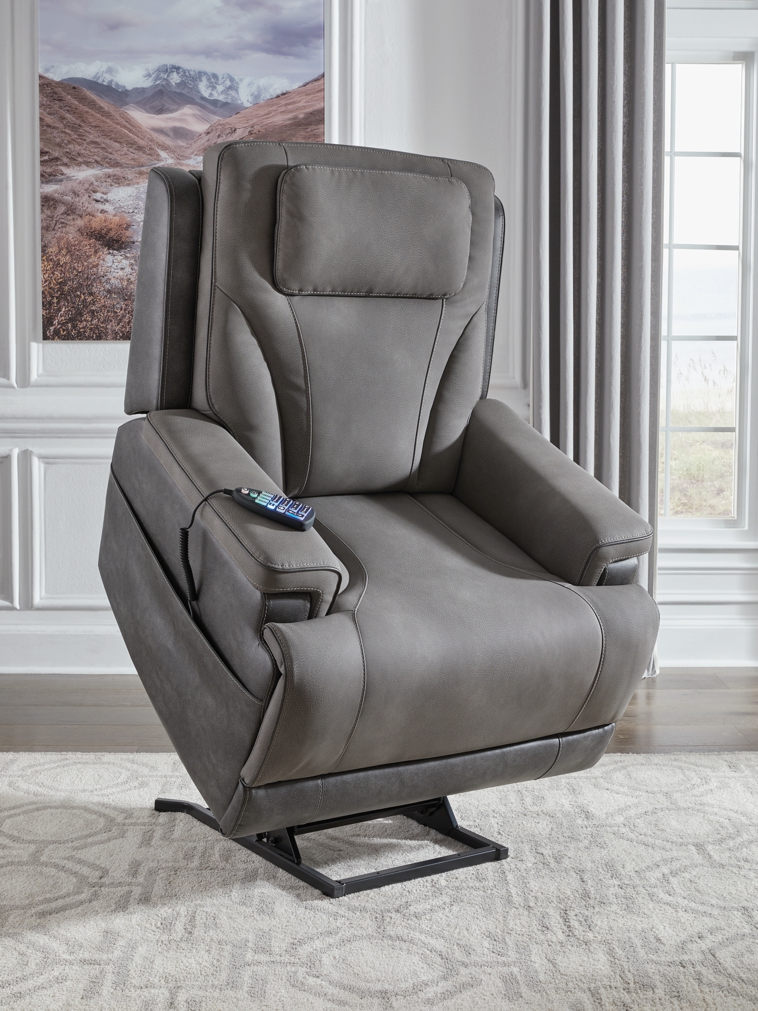 Signature Design 4Z-Serenity Zone Power Lift Recliner