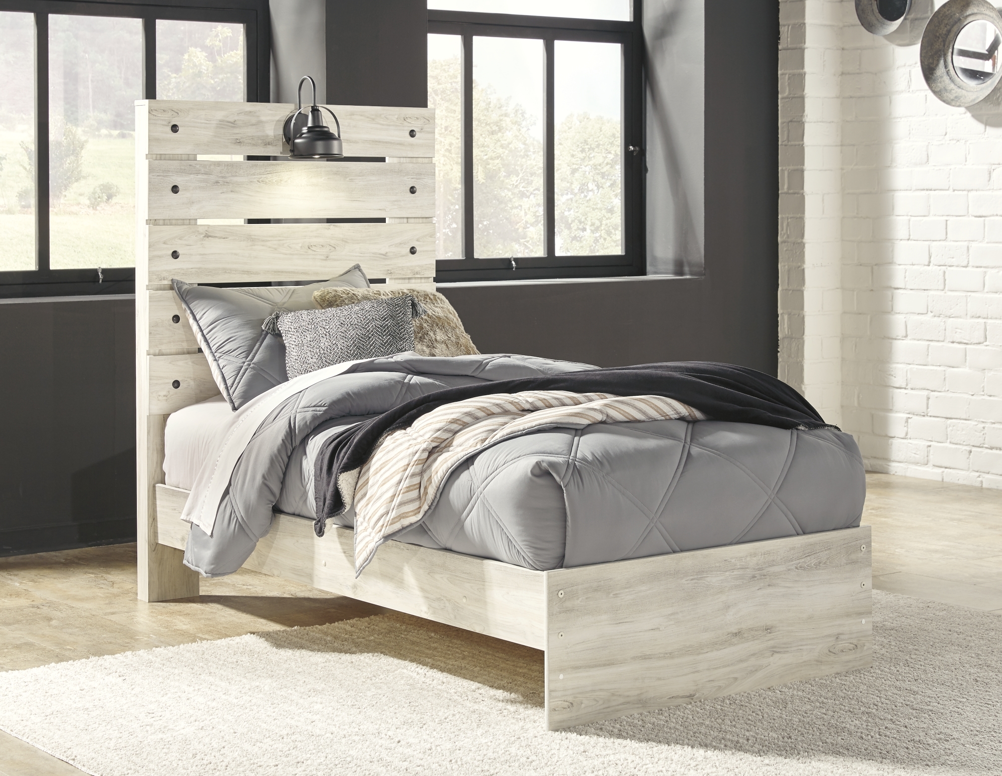 Signature Design by Ashley Cambeck Twin Bedroom Set