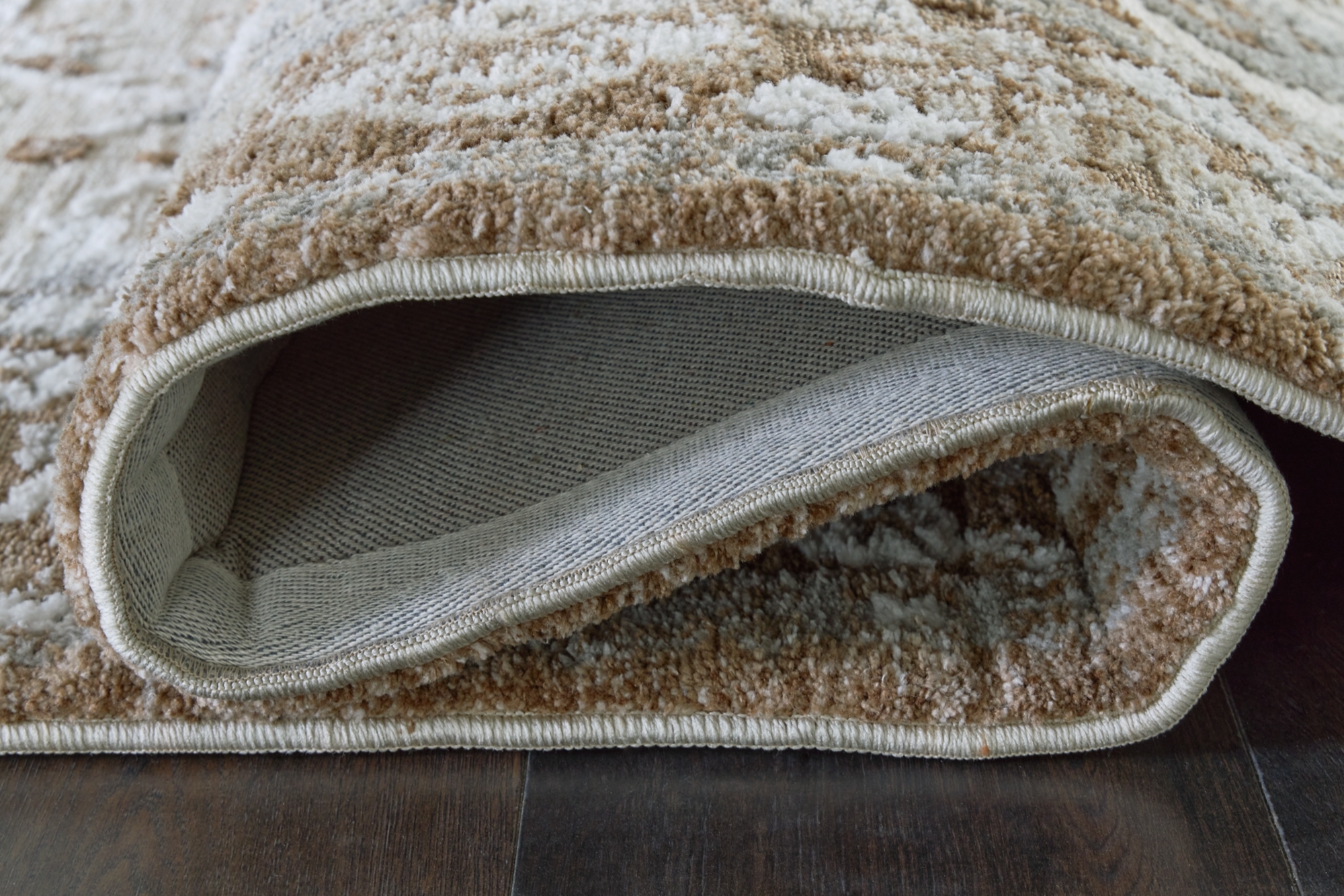 Signature Design by Ashley Ainswick Memory Foam Large Rug