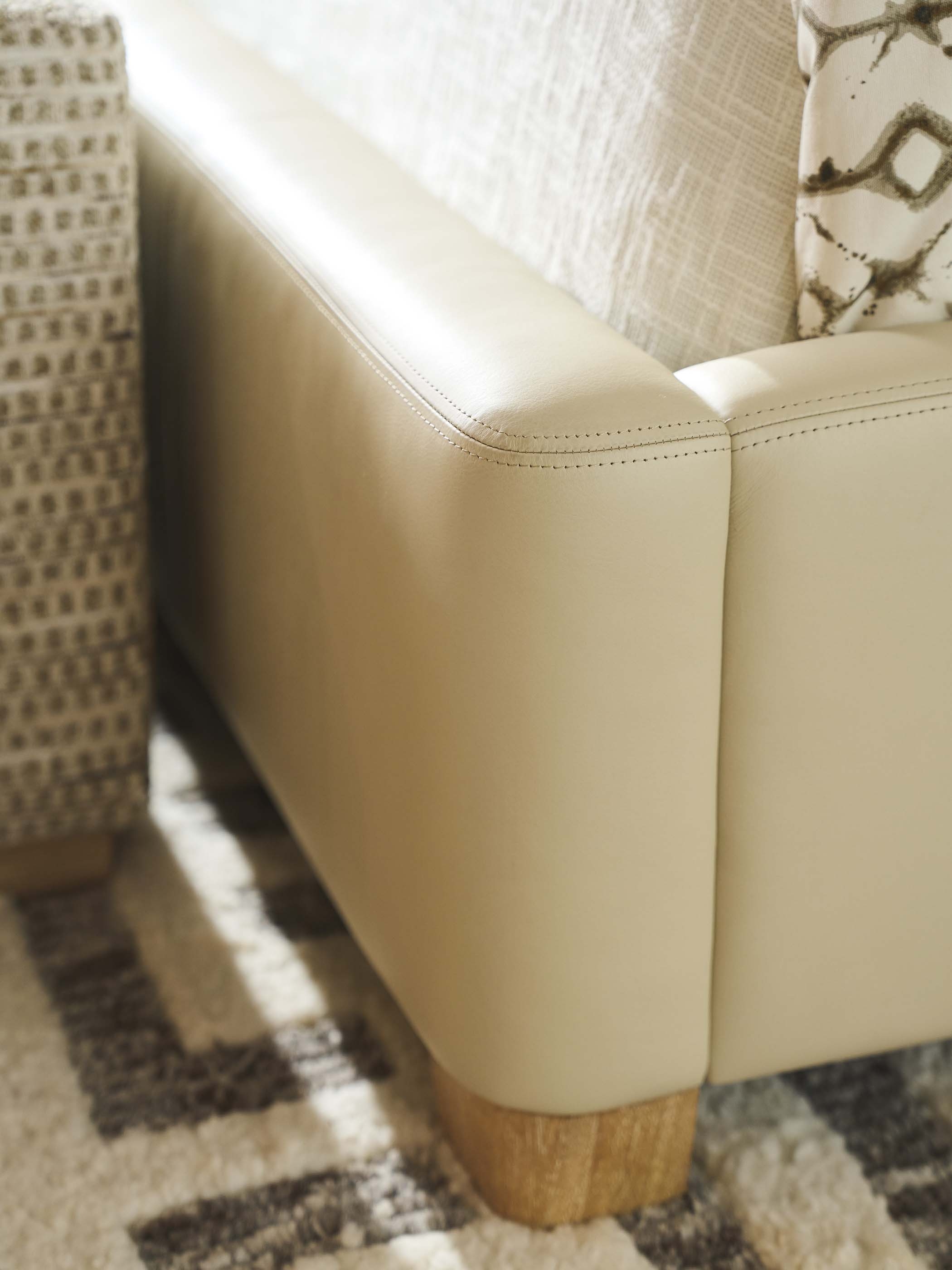 Summerland Leather King Bed