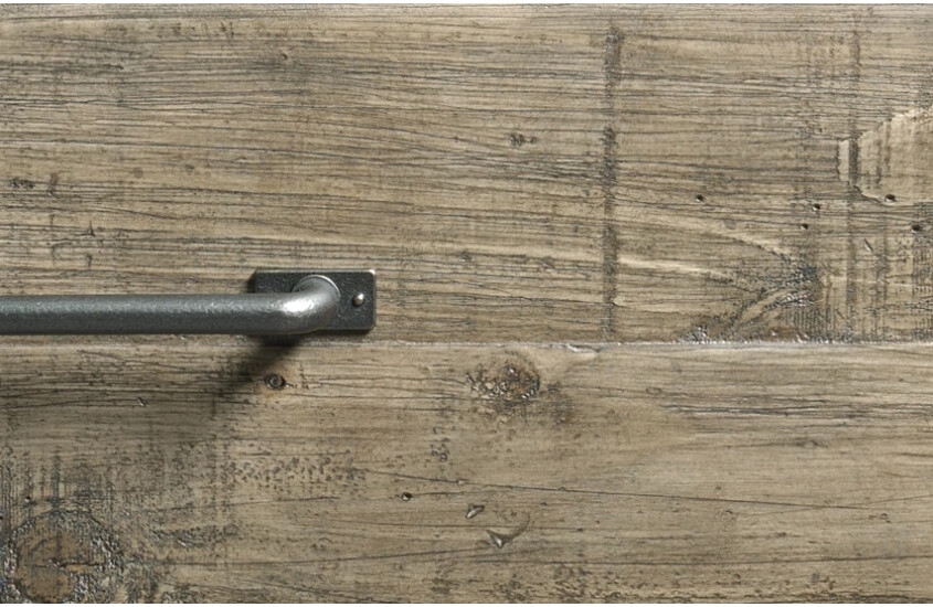 Kincaid Furniture Plank Road Executive Desk with Matching Hutch