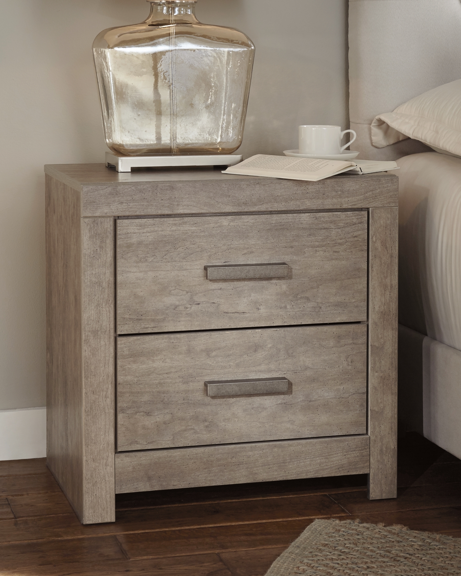 2-Drawer Nightstand
