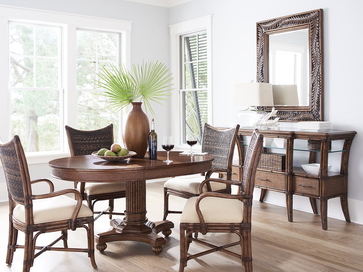 tommy bahama living room chairs