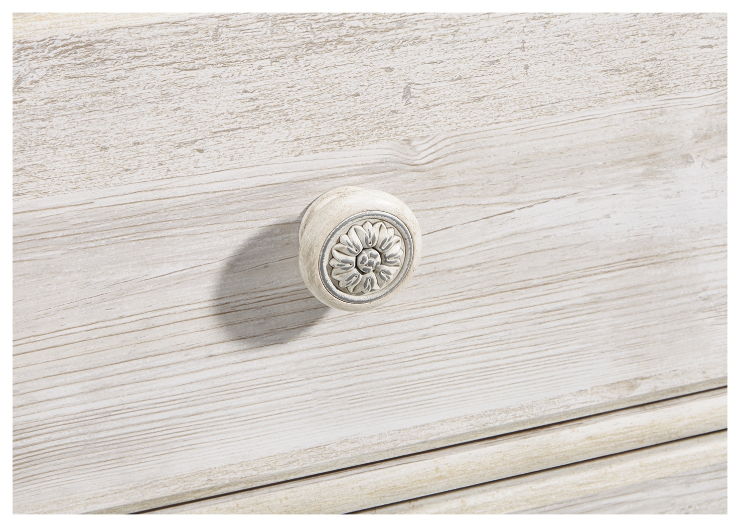 Signature Design by Ashley Paxberry Queen Bedroom Set