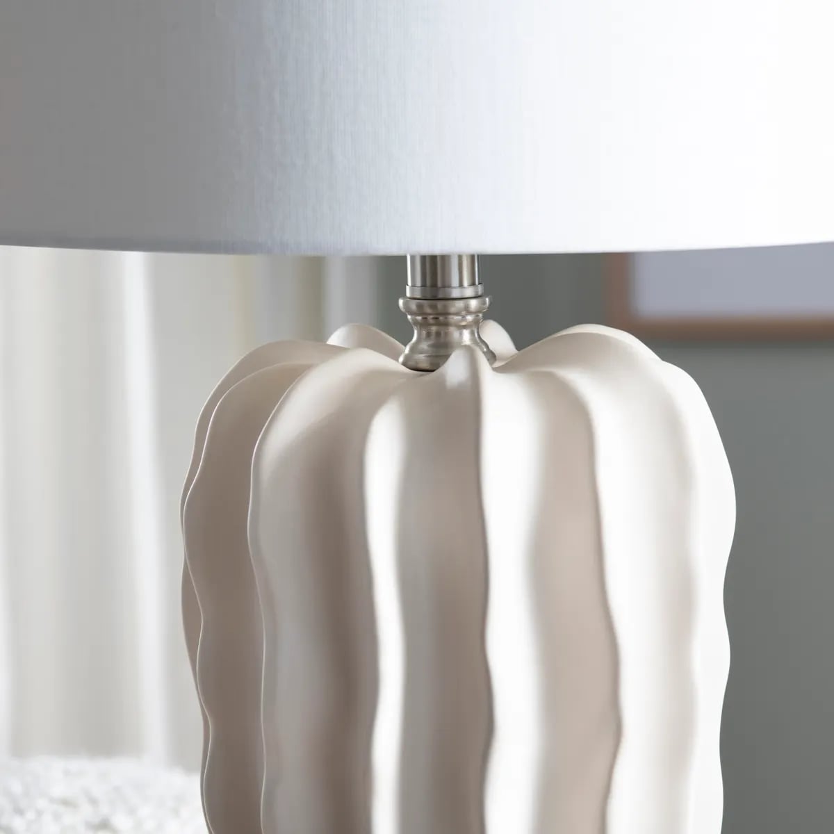 Dora Table Lamp
