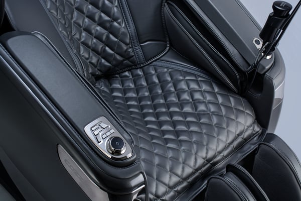 Cozzia Qi XE Pro Qi XE Pro Massage Chair